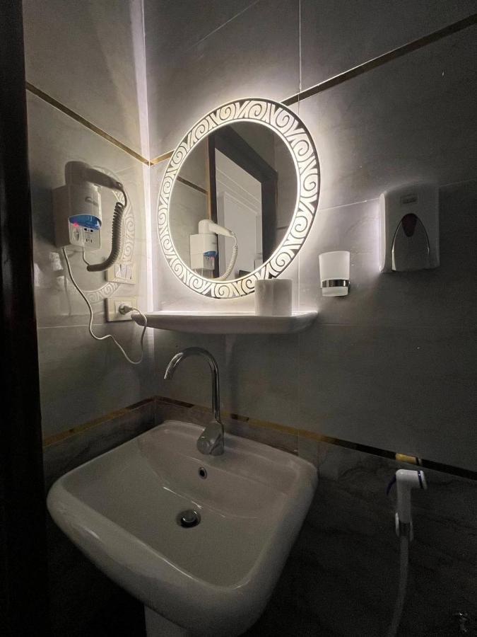 Lucky Hostel Kairo Eksteriør billede